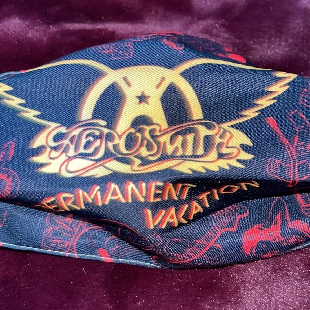 6/$20 New Aerosmith adjustable face mask